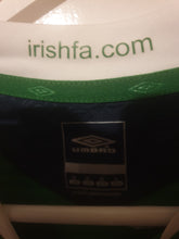 Load image into Gallery viewer, Northern Ireland Home Shirt 2008-2009 (Size Medium)
