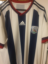 Load image into Gallery viewer, West Bromwich Albion 2015-16 Home Shirt (Size Medium)
