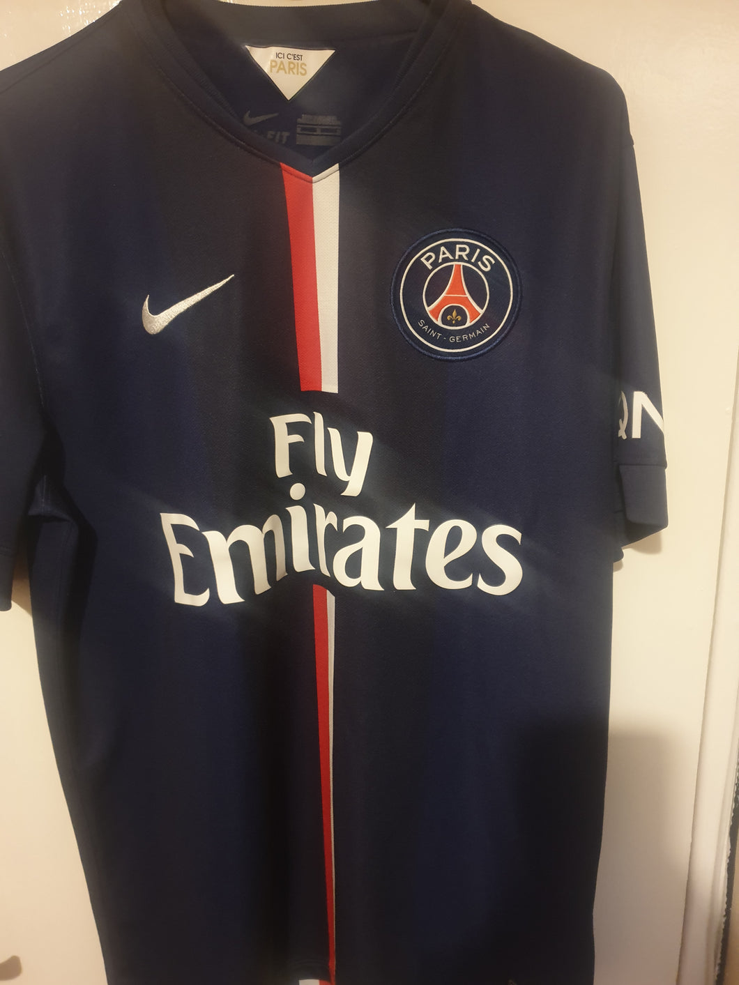 Paris Saint Germain 2014-15 Home Shirt (Size Medium)