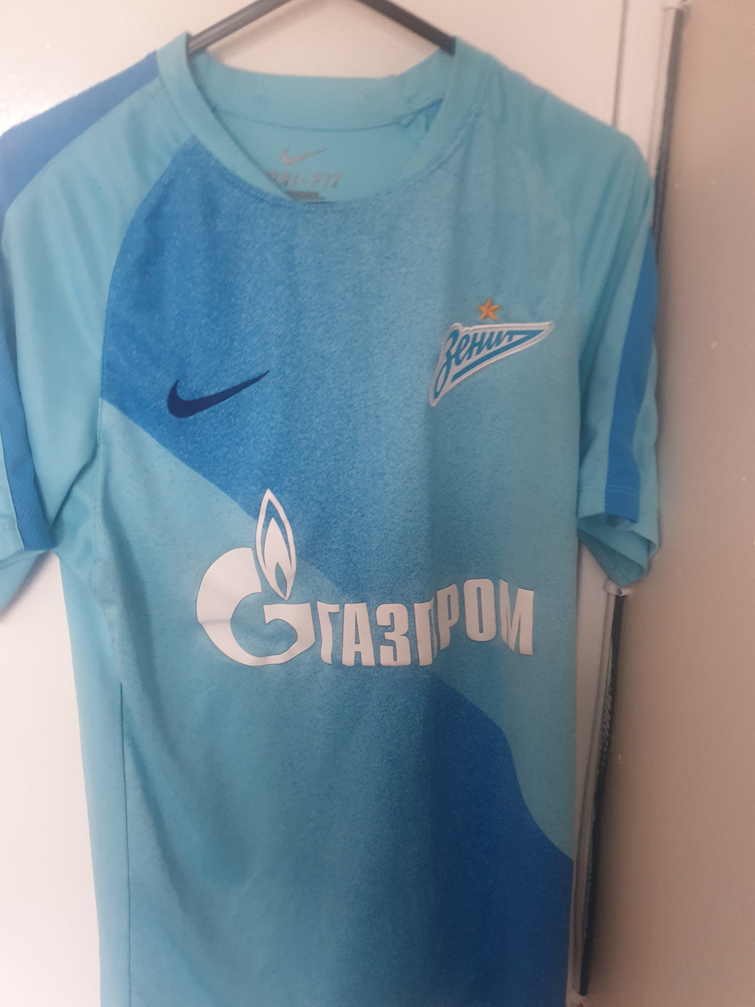 Zenit Home Training Shirt (Size Small)