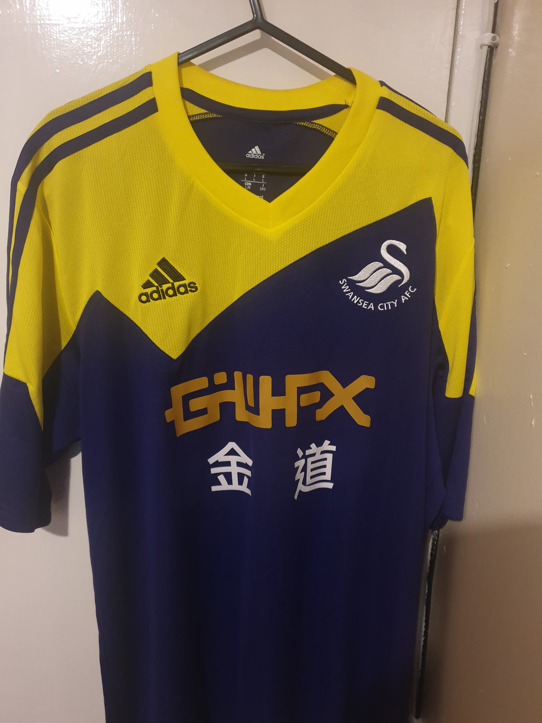 Swansea City 2013-14 Away Shirt (Size Large)