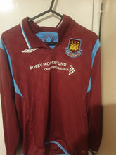 Load image into Gallery viewer, West Ham United 2009-2010 Home Shirt L/S(Medium Boys)
