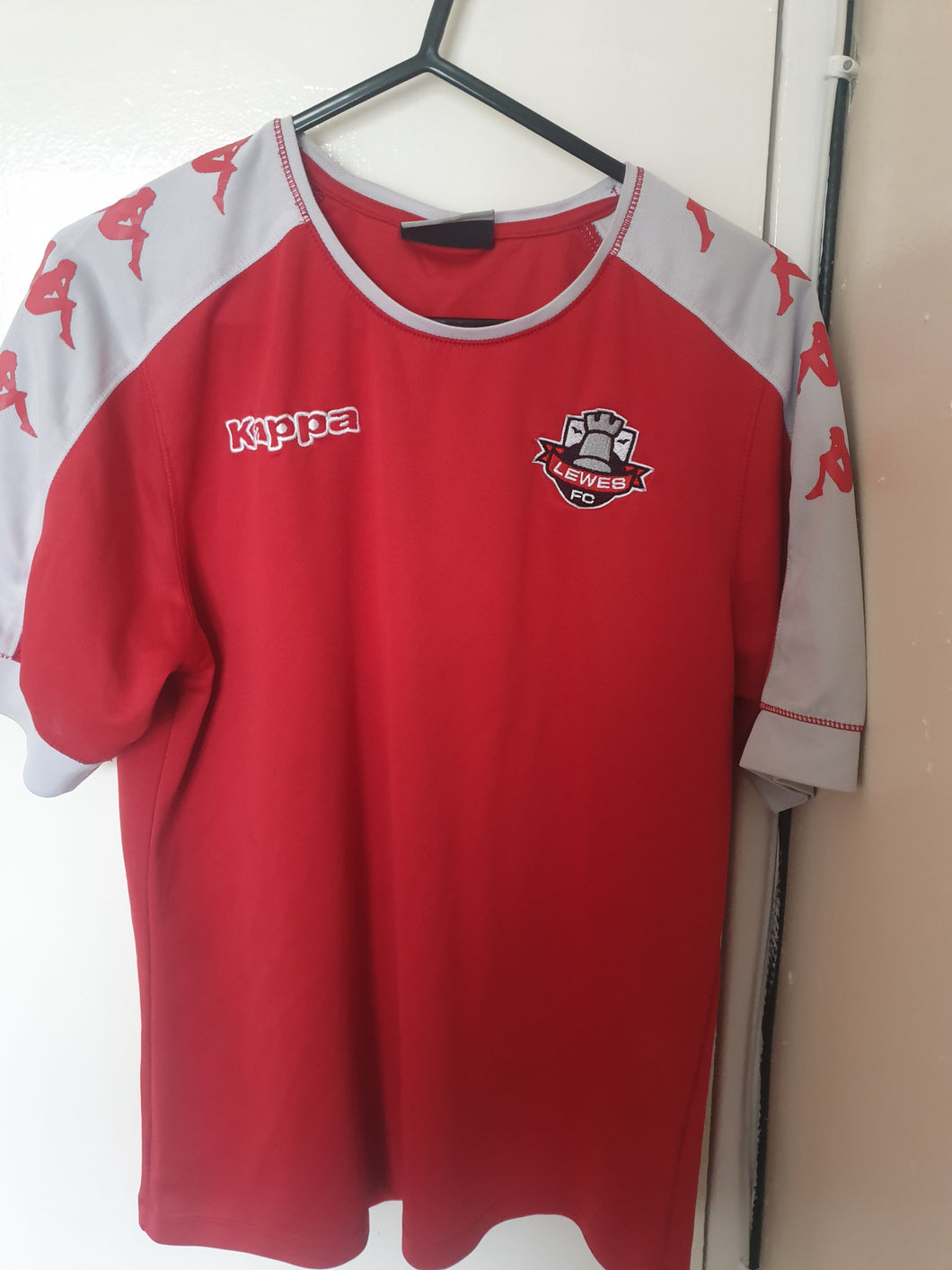 Lewes Fc Kappa Training Football Shirt (Size Small)