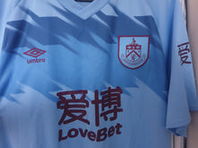 Load image into Gallery viewer, Burnley 2019-2020 Away Shirt (Size XL)
