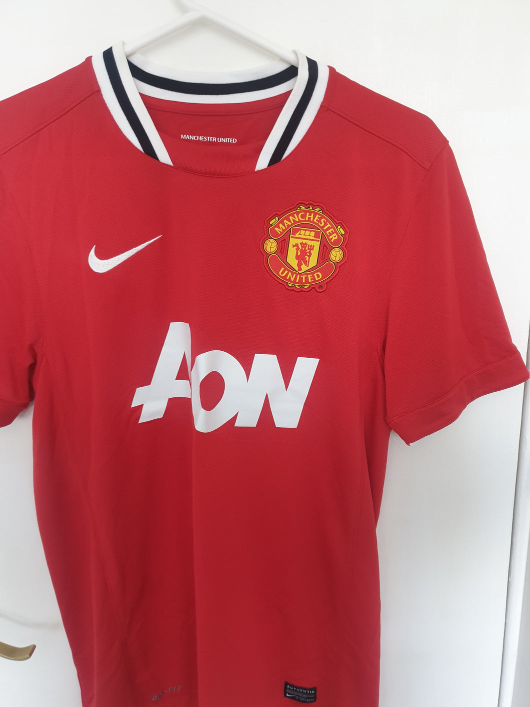 Manchester United 2011-2012 Home Shirt(Size Small)