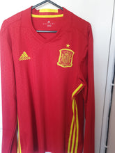 Load image into Gallery viewer, Spain National Team 2016-17 Home Shirt Long Sleeve(Size Medium)

