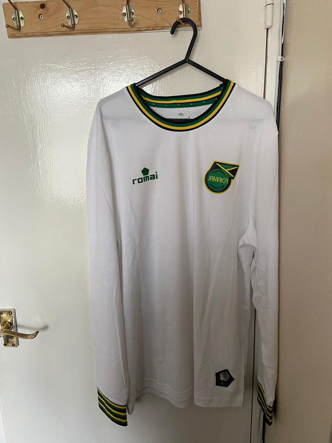 Jamaica 2015-16 Home Shirt L/S (Size Large)