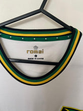 Load image into Gallery viewer, Jamaica 2015-16 Home Shirt L/S (Size Large)
