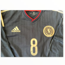 Load image into Gallery viewer, Scotland 2014-15 Home Shirt Player Issue Long Sleeve #8 (Size Large/Medium)
