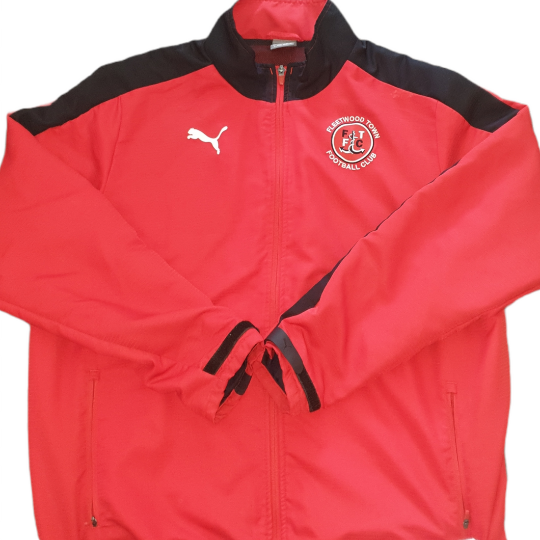 Fleetwood Town Long Sleeve Zip Up Training Top(Size Large)