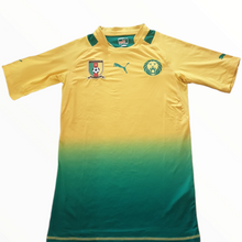 Load image into Gallery viewer, Cameroon 2012-13 Away Shirt (Size Large)
