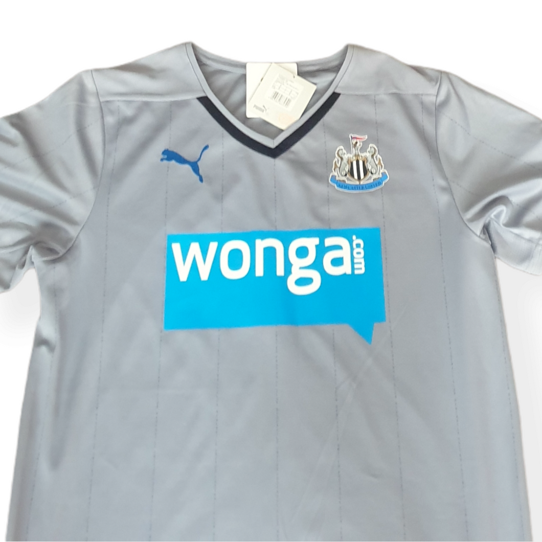 BNWT Newcastle United 2014-15 Away Shirt (Size Small)