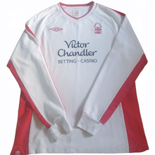 Load image into Gallery viewer, Nottingham Forest 2010-11 Away Shirt Long Sleeve (Size Medium)
