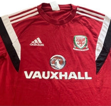 Load image into Gallery viewer, Wales 2014-15 Training Shirt (Size Small)
