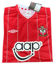 Load image into Gallery viewer, BNWT Southampton 2012-13 Home Shirt (Size XXL)
