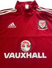 Load image into Gallery viewer, Wales 2015-16 Training Shirt Long Sleeve (Size Medium)
