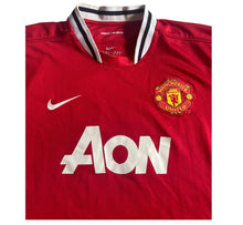 Load image into Gallery viewer, Manchester United 2011-12 Home Shirt Giggs #11 (Size XL)
