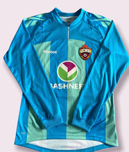 Load image into Gallery viewer, CSKA Moscow 2011-12 Third Shirt L/S #7 (Size Medium)
