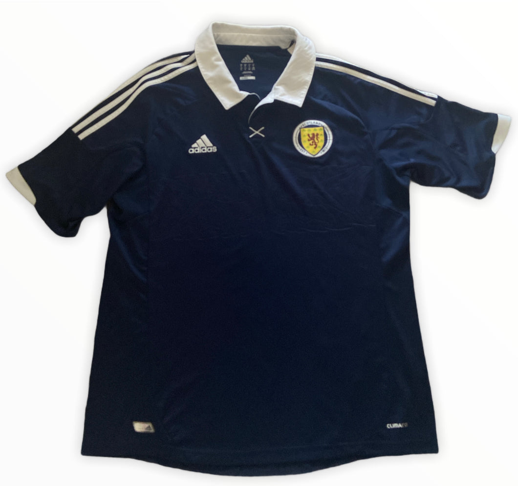 Scotland 2011-13 Home Shirt (Size Small)
